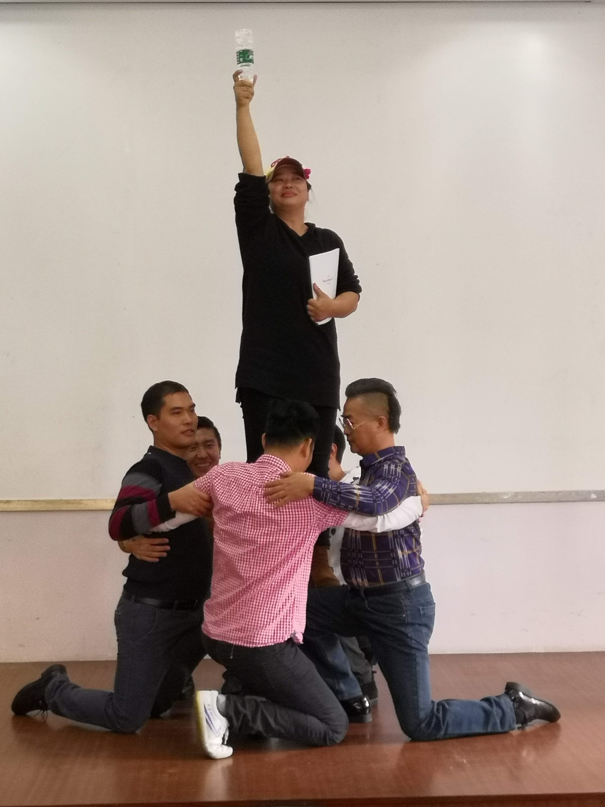 微信图片_20181219101859_副本.jpg